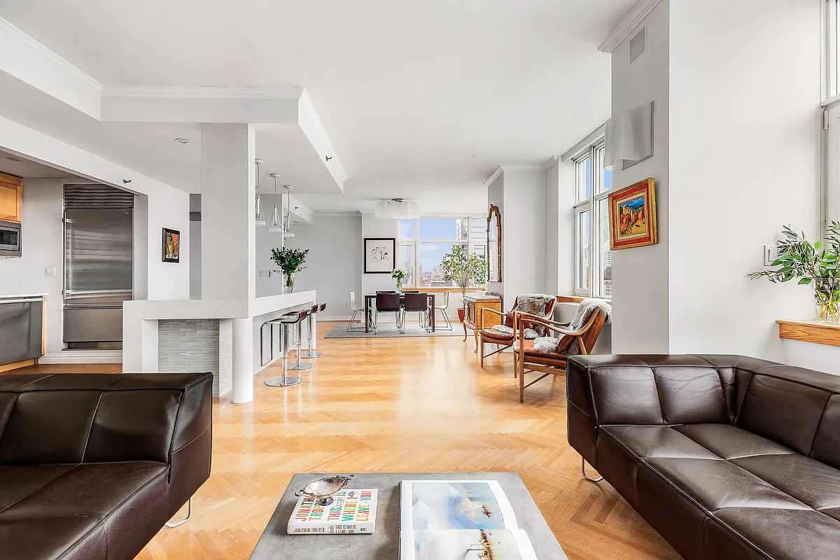 404 East 76th Street #23BC in Lenox Hill, Manhattan | StreetEasy