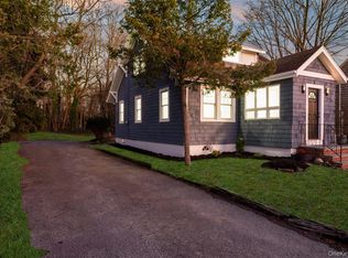602 Clocks Blvd, Massapequa, NY 11758