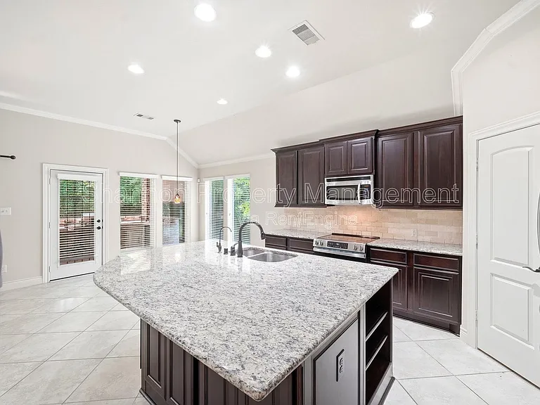 28319 Shining Creek Ln — Photo 9