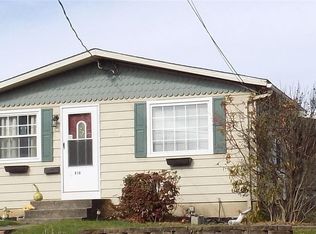 610 Seip Ave, Nazareth, PA 18064