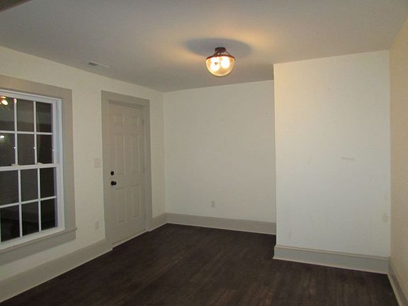 4th image of 609A W East St