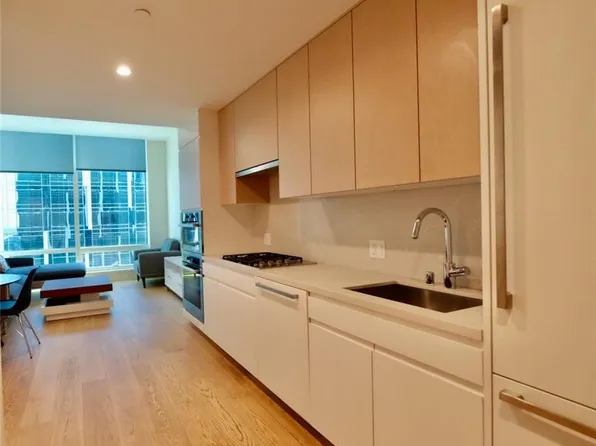 877 Francisco St APT 1903, Los Angeles, CA 90017