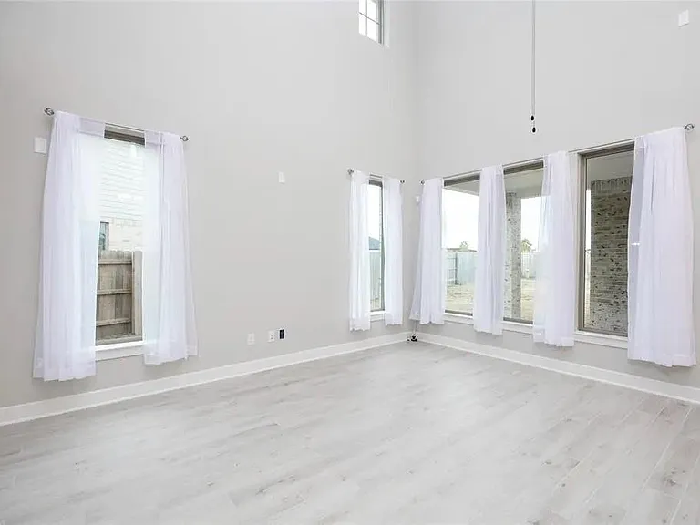 24130 Elkhorn Glen Ln — Photo 7