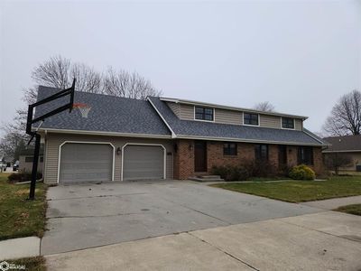 305 8th Ave, Sully, IA, 50251