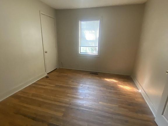 4th image of 1636 Schaffer St #A