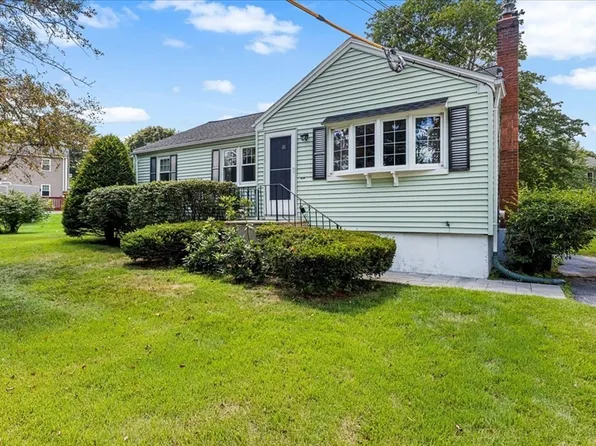 10 Carson Rd, Woburn, MA 01801