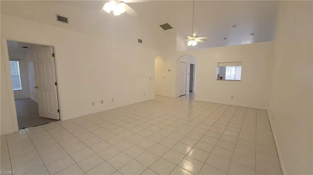3 bed, 1502 sqft, $1,750 — Photo 3