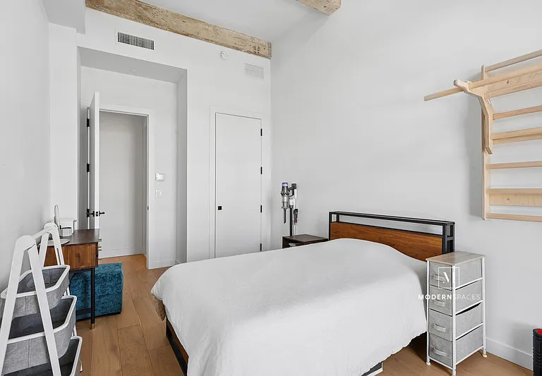 5-33 48th Ave #3C — Photo 9
