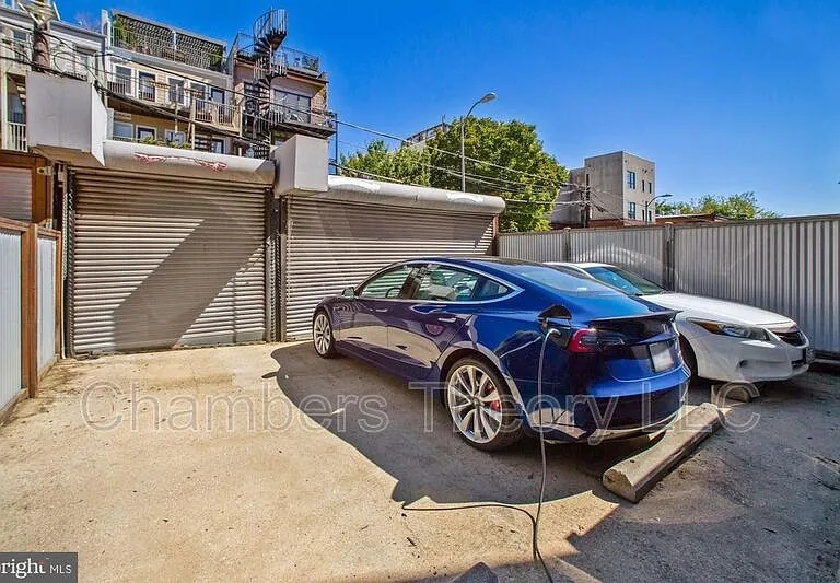 2357 Champlain St NW #102 — Photo 39