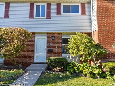 27836 Eastwick Sq, Roseville, MI, 48066