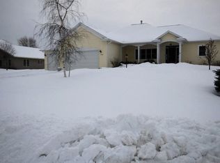 W7731 Volendam St, Holmen, WI 54636