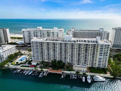 5600 Collins Ave APT 14H, Miami Beach, FL, 33140