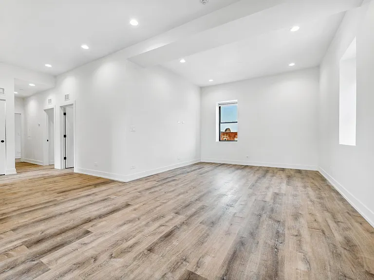 2219 N Hamilton Ave #305 — Photo 8