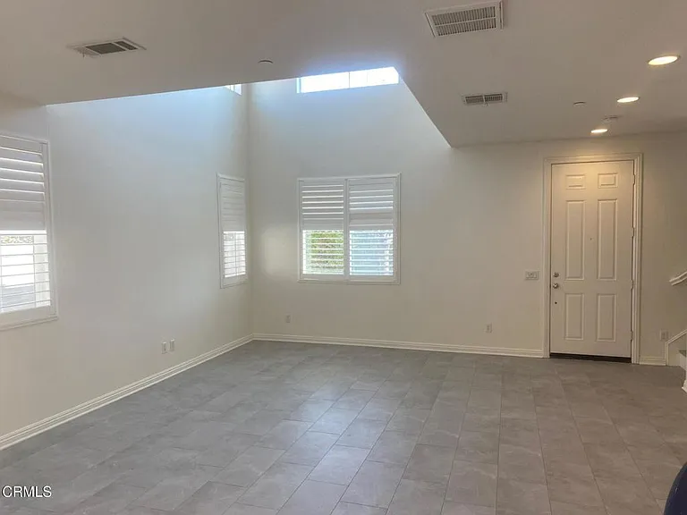 3630 Dunkirk Dr — Photo 2