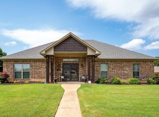 1605 Sylar Cir, Conway, AR 72034