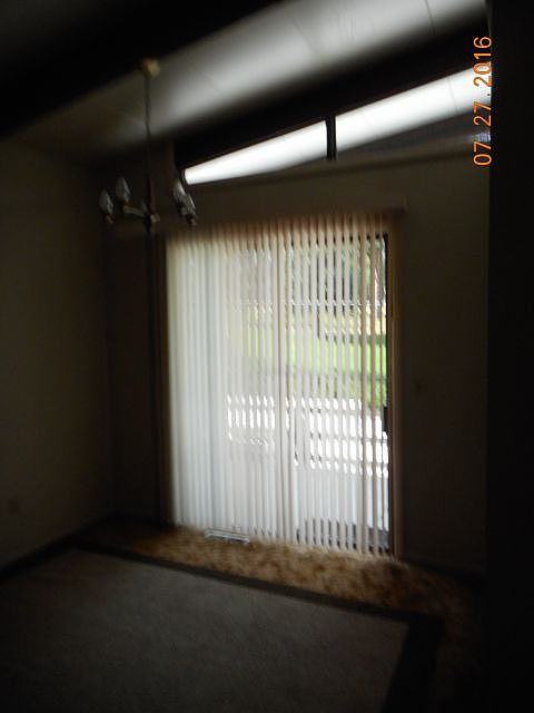 Building Photo 4
