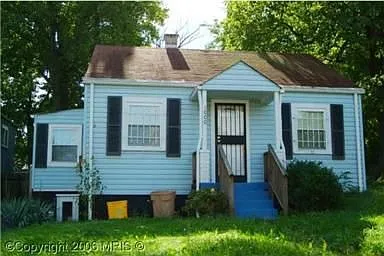 1000 Elfin Ave photo 1