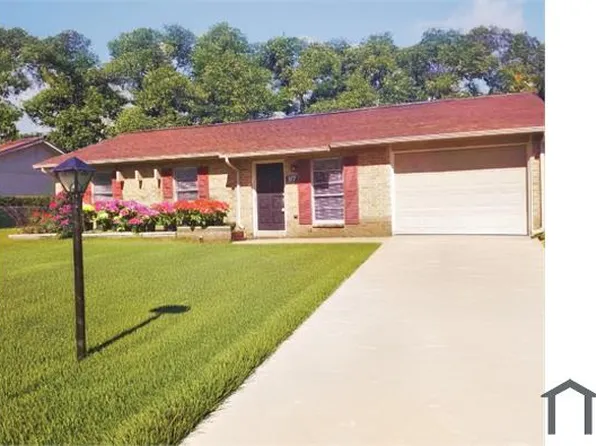 127 Cooper St, Cedar Hill, TX 75104