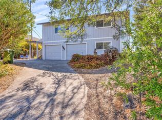 18307 N Shore Dr, Hidden Valley Lake, CA 95467