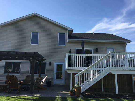 2nd image of 5901 Bridle Ln