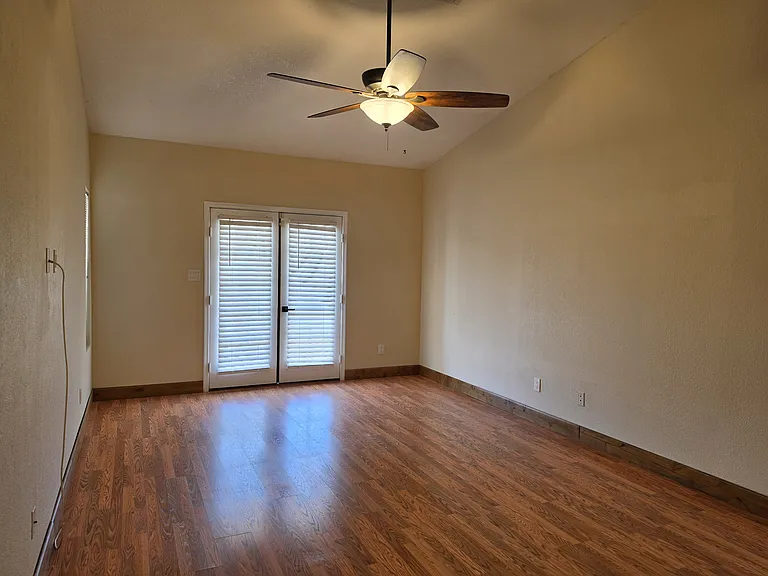 10619 E 35th Pl — Photo 12