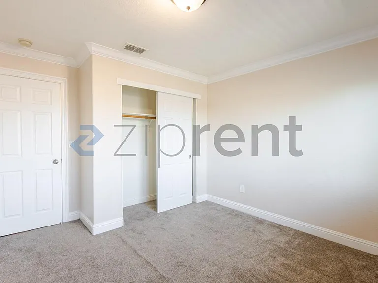 5609 Freestone Dr — Photo 29