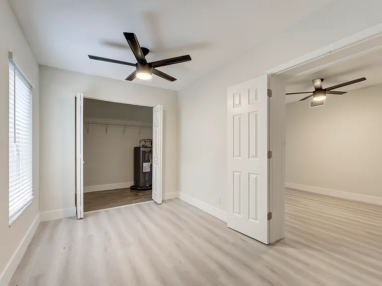 840 Bradley St — Photo 26