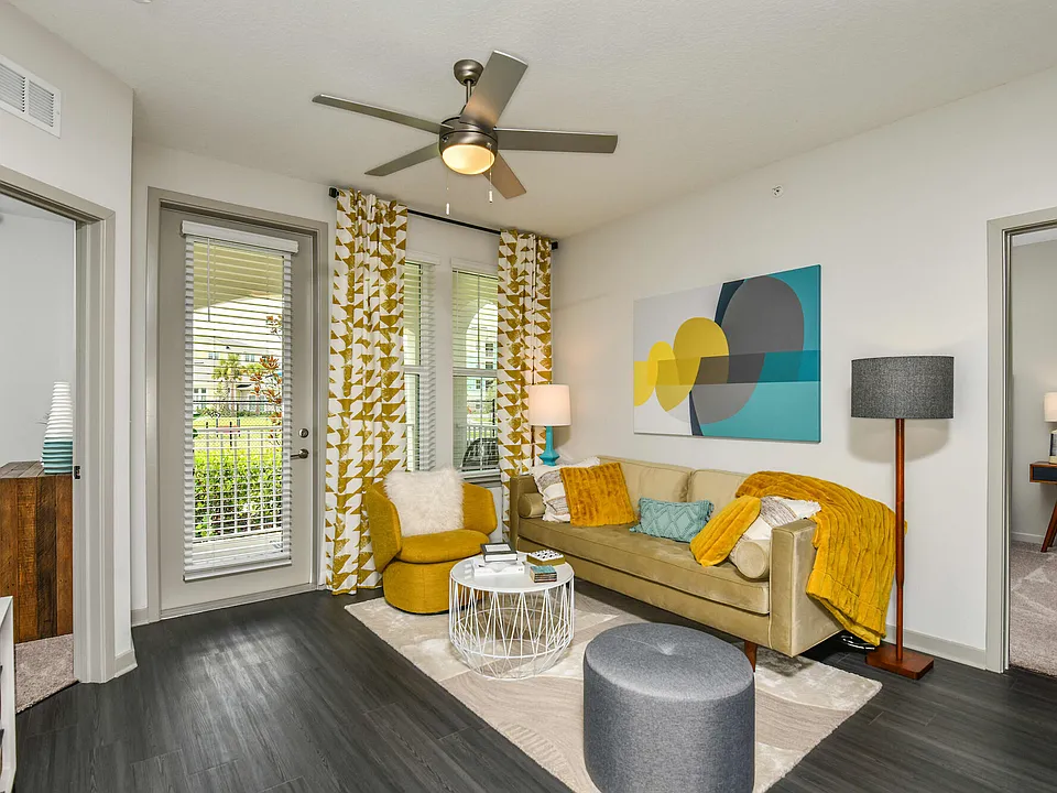 Isla apartments community photo