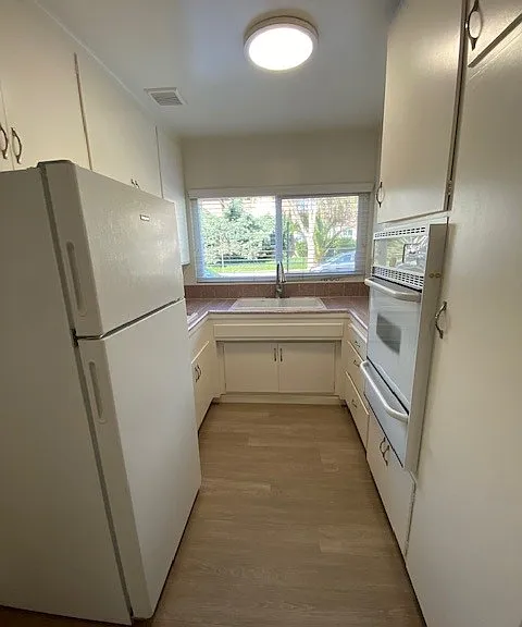 25 Broadmoor Plz #F — Photo 5