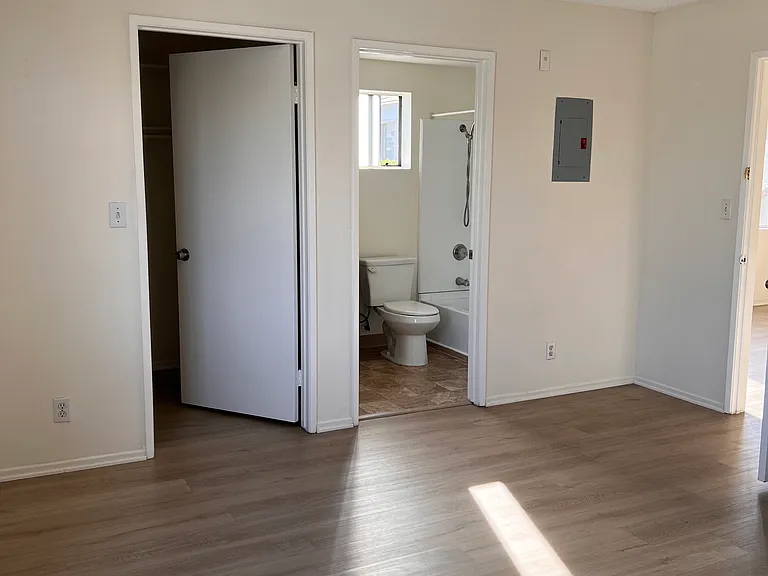 3205 S Shasta Cir S #104 — Photo 9