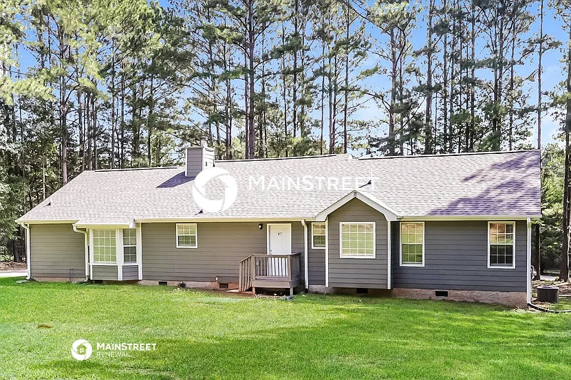 411 Grove Pointe Court — Photo 2