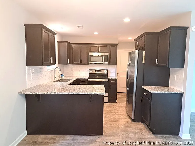 1117 Bombay Dr — Photo 4