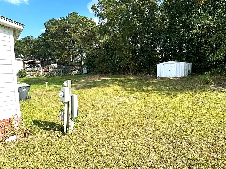 112 Josie Ct — Photo 13
