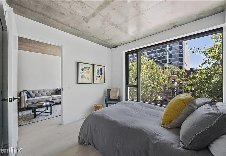 960 Market St #1001 — Photo 1