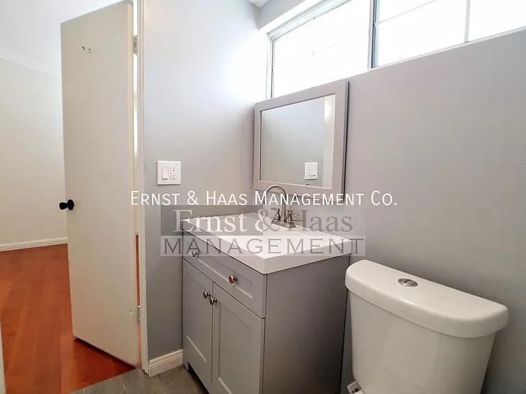 3310 E Curry St — Photo 29