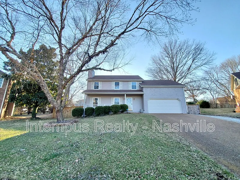 547 Hopewood Ct