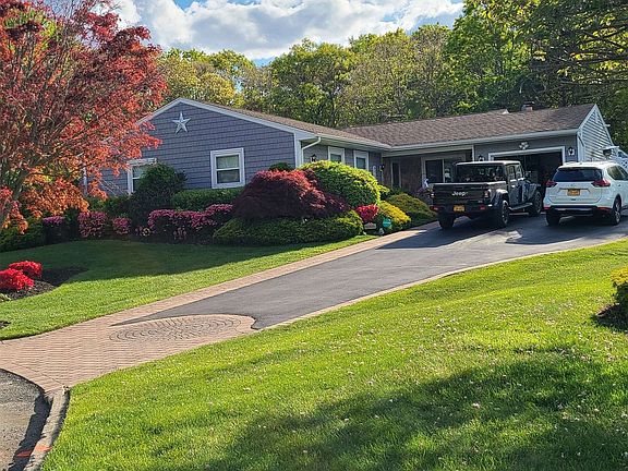 2nd image of 6 Beverly Ct