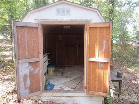 5th image of 415 Gregg Dr