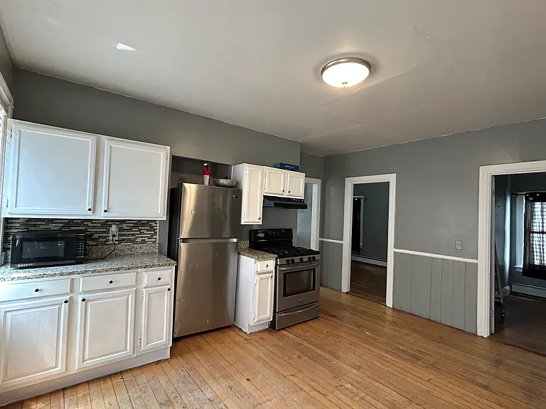 59 Parnell St #1 — Photo 4