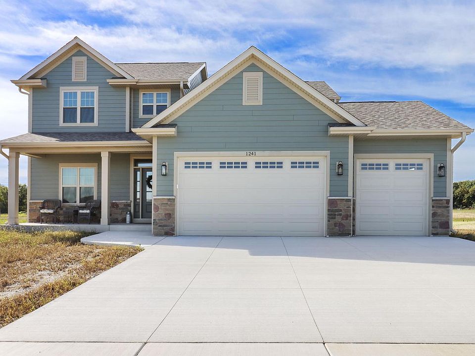 1st image of 1241 Valley Hill LANE