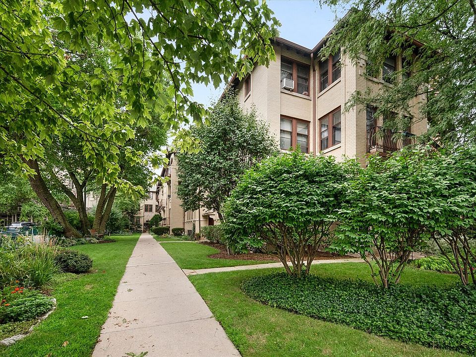 1st image of 949 Lake St APT 1F