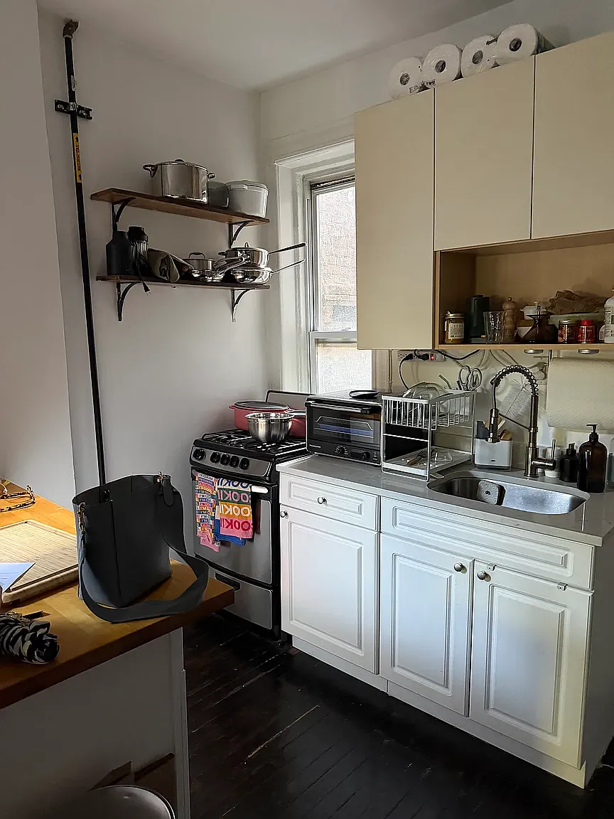 114 Perry Street — Photo 3