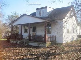 11240 Howard Rd, Amelia Court House, VA 23002