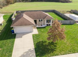 727 Meadow View St, Rogersville, MO 65742