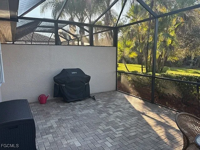 10700 Cetrella Dr — Photo 6