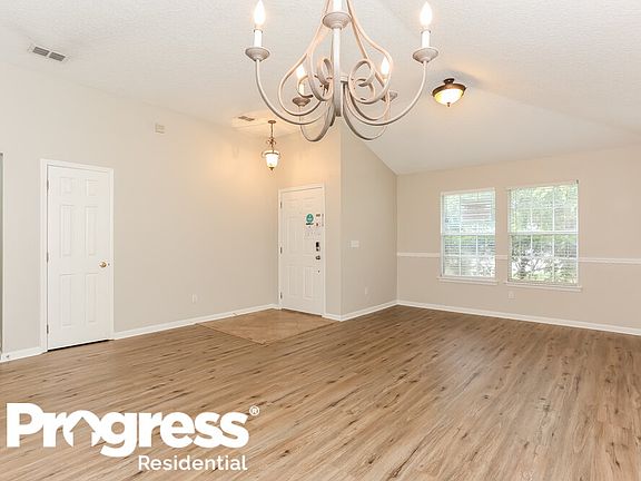 4th image of 3358 Chapel Ct