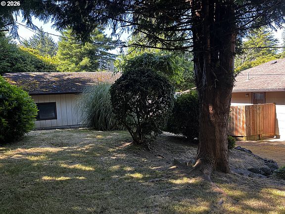 3rd image of 1650 N 17th St