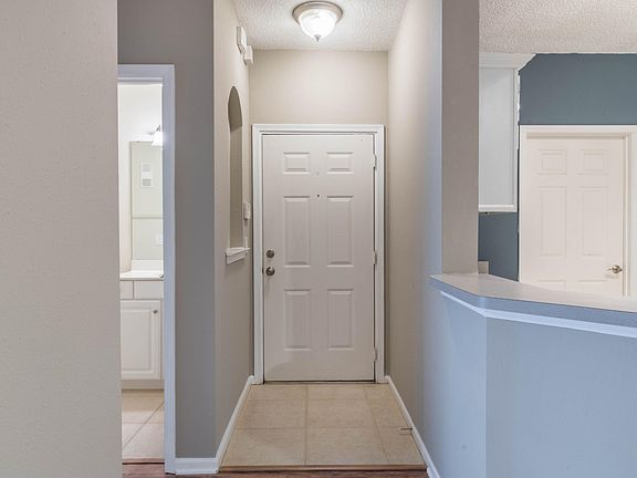 10000 Gate Pkwy #1824-4