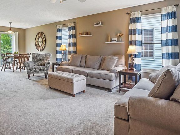 3rd image of 8627 Olenbrook Dr
