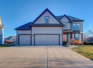 23829 W 124th Ct, Olathe, KS 66061